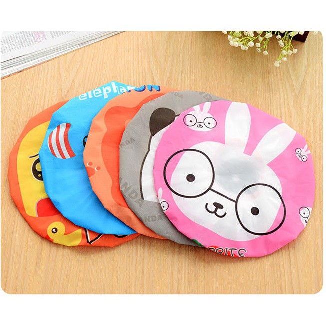 Mũ trùm đầu khi tắm chống nước