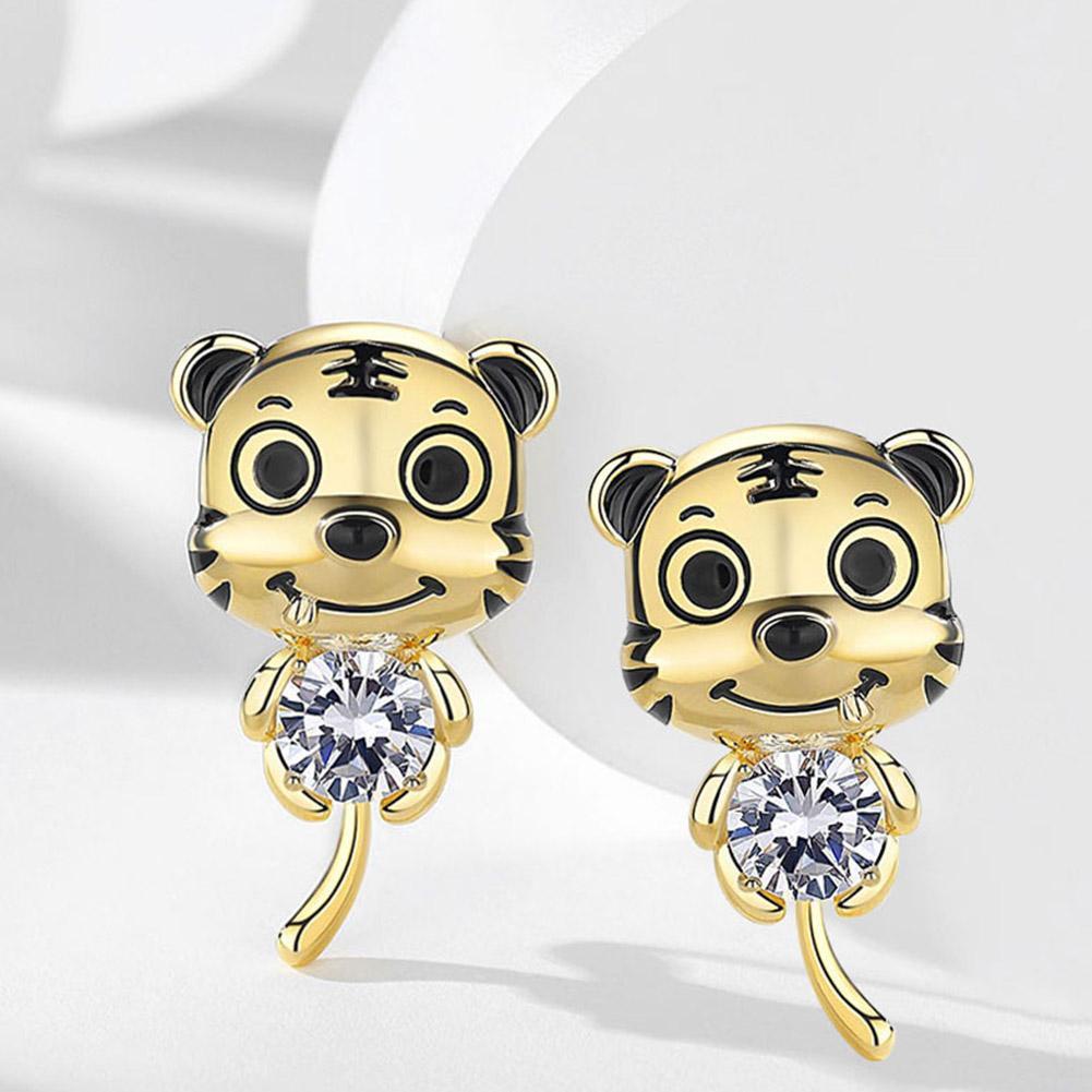 Bông Tai Hình Con Hổ Đính Ngọc Trai Và Đá Zircon P1K1 Dễ Thương
