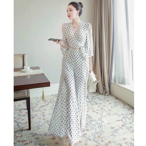 SÉT BỘ áo crotop hở vai quần ống rộng xẻ tà
