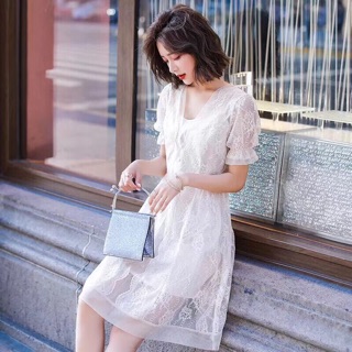Váy ren 2 lớp