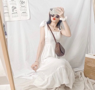 ĐẦM TRẮNG HAI DÂY ĐUÔI CÁ (KÈM HÌNH THẬT)