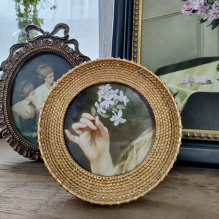 Khung tròn cổ điển 20cm