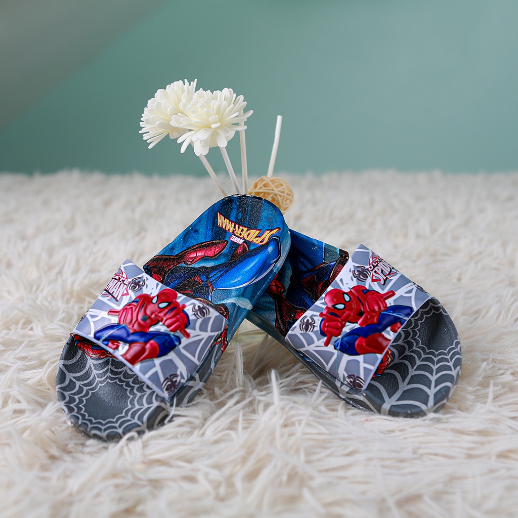 Dép Cho Bé Hình Siêu Nhân Và Công Chúa-Kitty