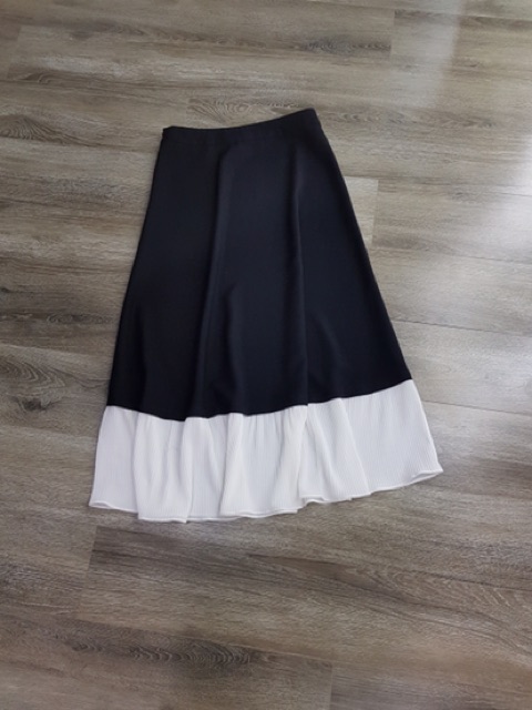 Chân váy Z4ra - VNXK