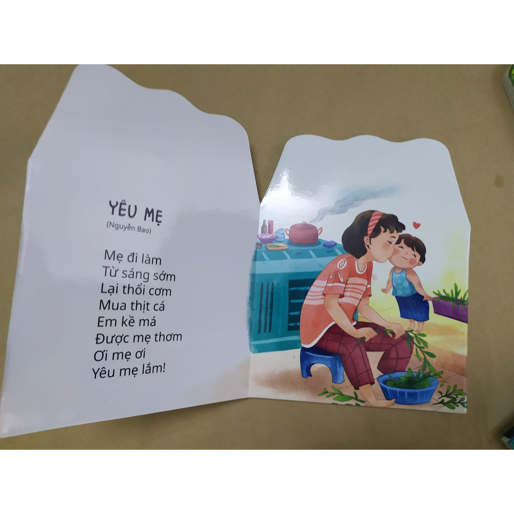 Sách - Ngôi nhà yêu thương - bộ 4 cuốn - con yên bố / con yêu mẹ/ con là bé ngoan/ con là tất cả