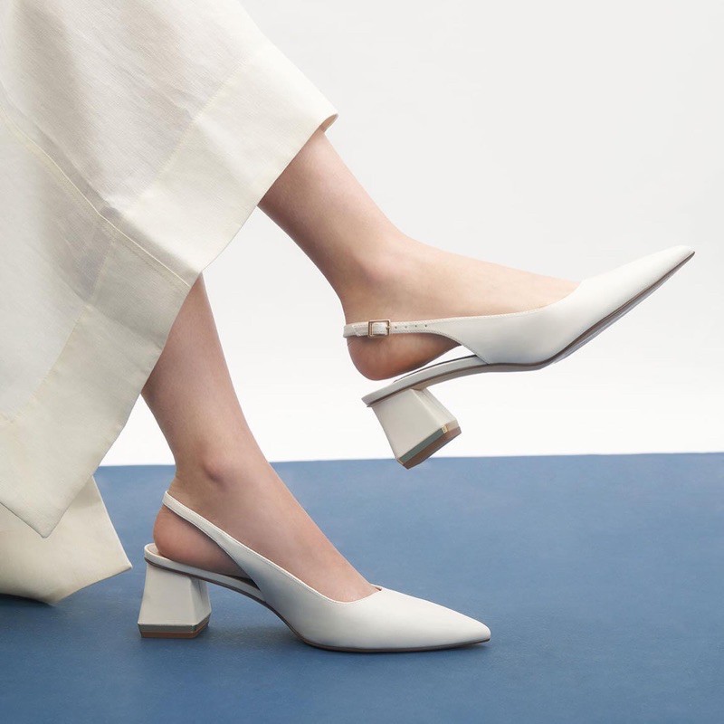 Giày mũi nhọn ck