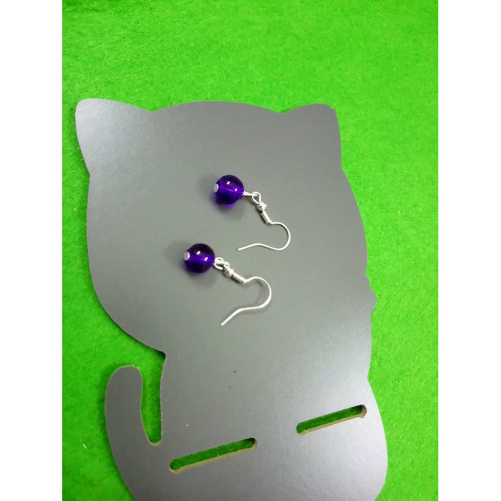 Bông tai phong thủy đẹp. chất liệu kim loại. hàng y hình nhe các bạn , hình shop tự chụp. giá 1 đôi chỉ 28.000đ / 1 đôi