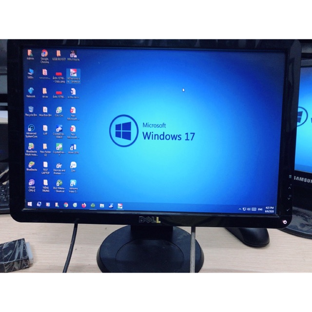 [Mã 1511ELSALE hoàn 7% đơn 300K] Màn hình Dell 17inch hình chữ nhật cũ còn đẹp không lỗi gì | BigBuy360 - bigbuy360.vn
