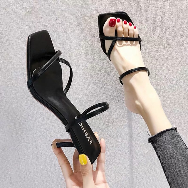 Giày cao gót quai mảnh đế 7cm