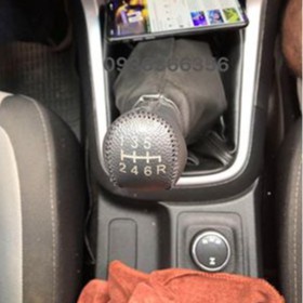 Bọc Cần Số, Tay Phanh xe CHEVROLET COLORADO, TRAILBALZER SỐ SÀN, 6 SỐ... Da Bò Handmade nhiều màu sắc..