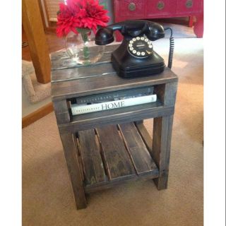 Tab gỗ đầu giường Vintage