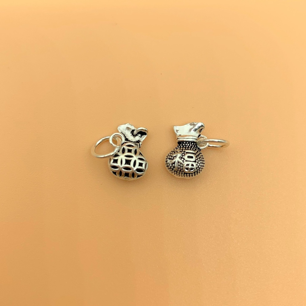 Charm treo túi tiền may mắn có móc treo - Charm Bạc 925 - Mã CA115