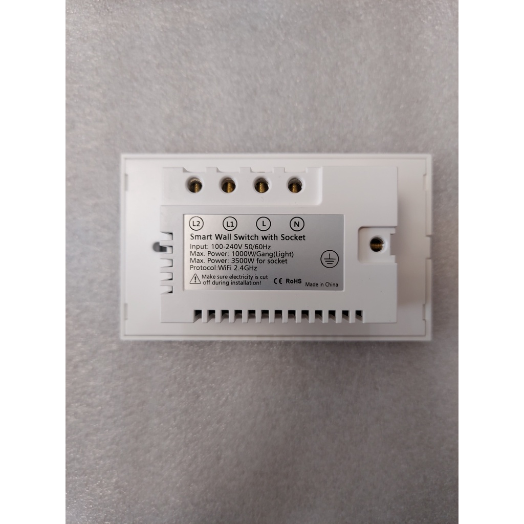 CÔNG TẮC WIFI TUYA TÍCH HỢP Ổ CẮM ĐIỀU KHIỂN ĐƯỢC CẢ Ổ