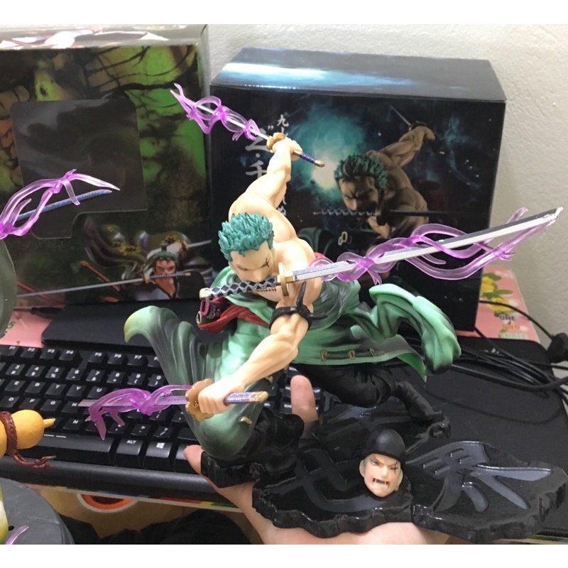 Mô hình Roronoa Zoro 18cm - Hiệu ứng kiếm