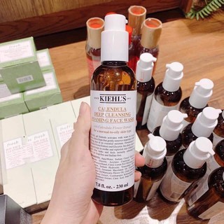 Sữa rửa mặt KIEHL’S hoa cúc Calendula 230ML