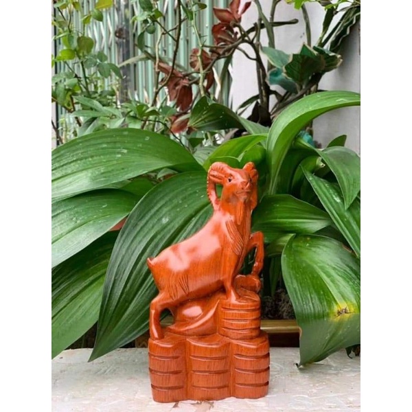 Tượng 12 con giáp gỗ hương cao 20 cm