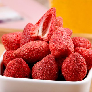 Dâu tây sấy khô giòn (Size to) (Túi 250g/ 500g/ 1kg)