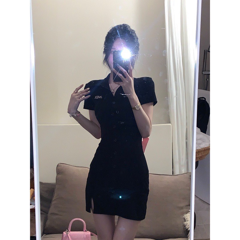 Đầm ôm body kiểu tay ngắn nút trước phối nơ lưng, chấy vải thun gân co giãn tốt