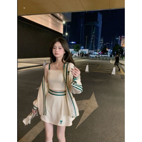 Set Đồ Nữ Kiểu Dáng Thời Trang Quyến Rũ