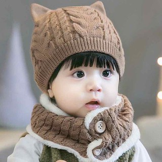 Mũ len có kèm khăn CÀI CÚC BẤM cho bé.