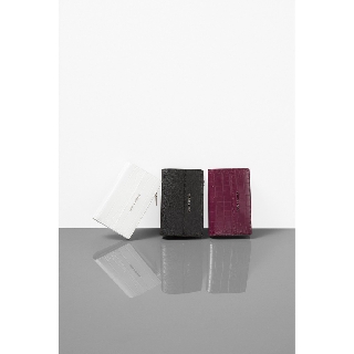 Ví Da Charles And Keith Phối Nút Unisex