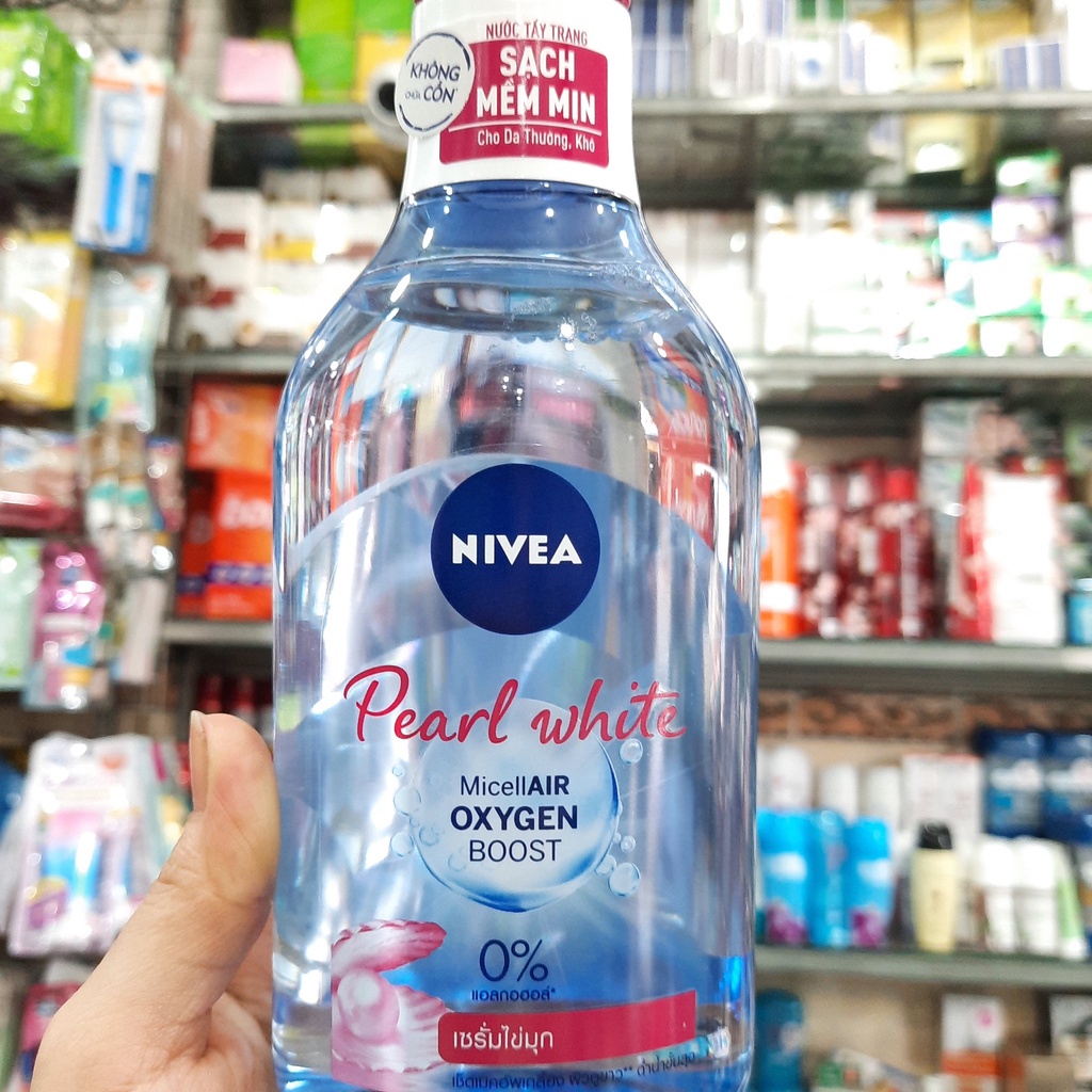 Nước Tẩy Trang NIVEA Tinh Chất Ngọc Trai Sáng Da Dành cho Da Thường Da Khô 400ml