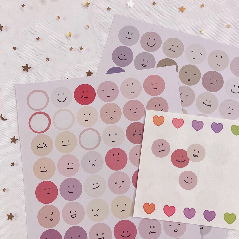 Set 2 tờ sticker tròn dán niêm phong hình biểu tượng cảm xúc nhiều màu sắc phong cách Hàn Quốc | BigBuy360 - bigbuy360.vn