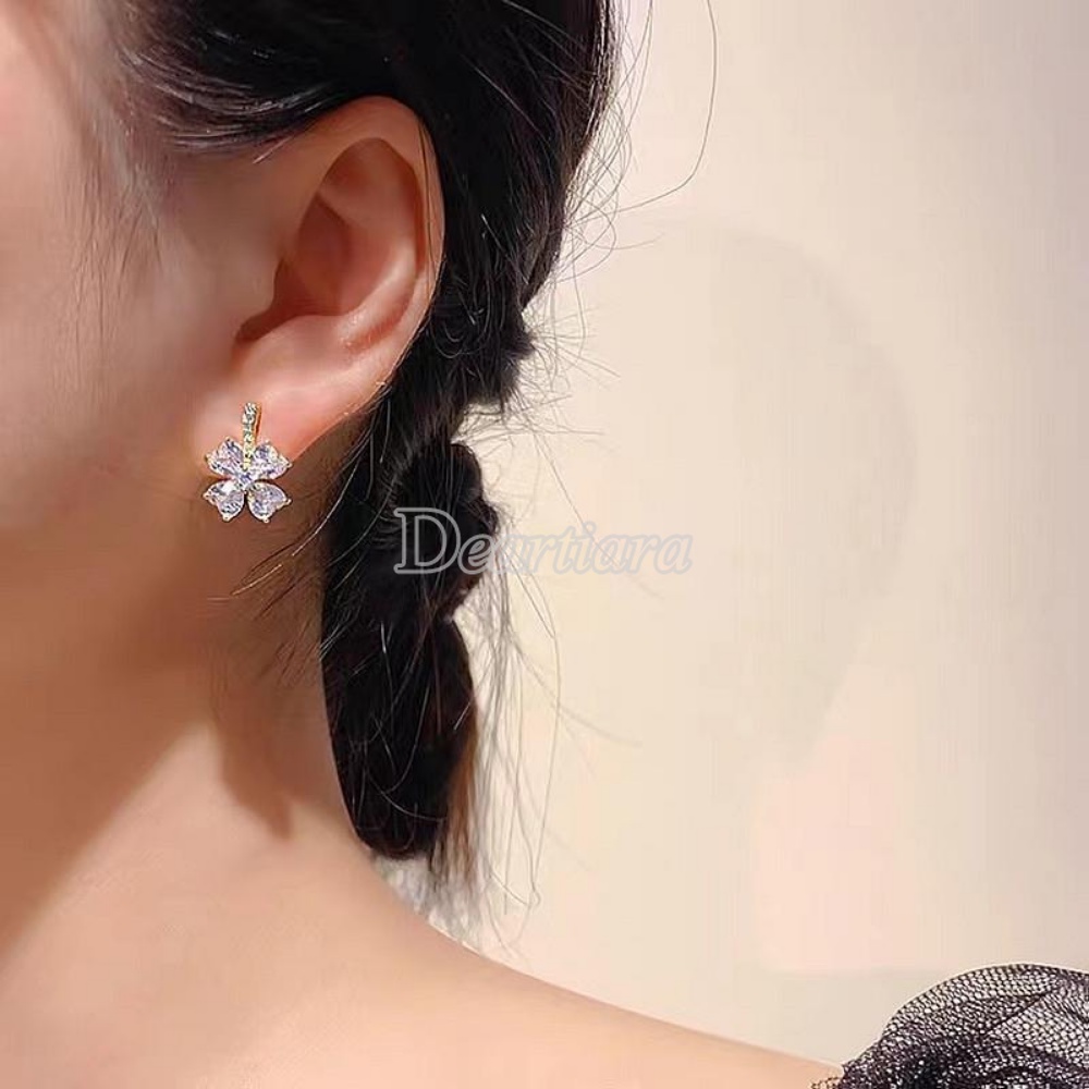 Khuyên Tai Hình Cỏ May Mắn Thời Trang Sang Trọng Cho Nữ
