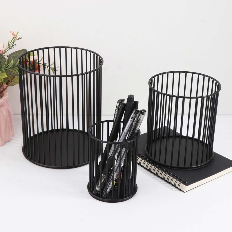 Giá Đỡ Cọ Trang Điểm Bằng Sắt Tiện Dụng Cho Gia Đình / Văn Phòng