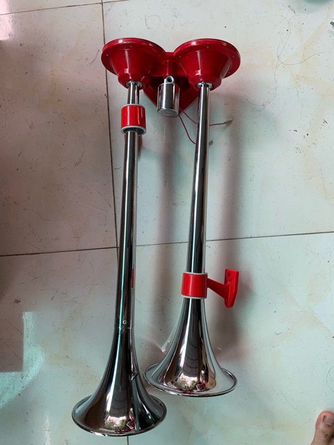Kèn Đỏ Hàng Thái