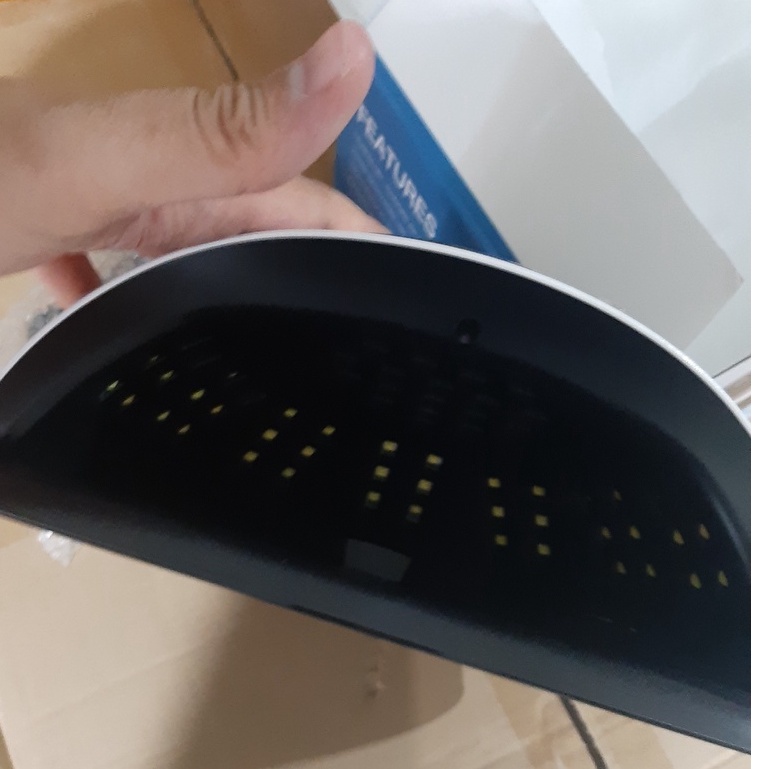* Chuyên sản xuất cung cấp sỉ và lẻ toàn quốc * Máy hơ gel NEW BLUEQUE V11 – 180w – 60 bóng.