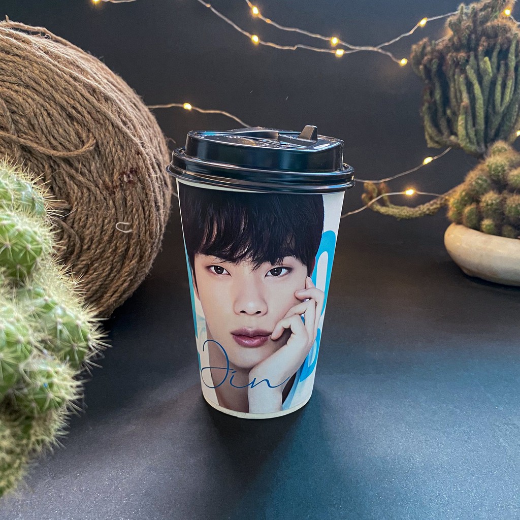 Set 7 ly giấy 7 thành viên BTS 7 mẫu khác nhau CÓ KÈM NẮP - Ly giấy 16oz BTS 7 thành viên kèm nắp