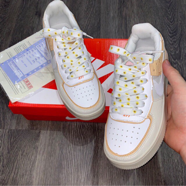 Giày Sneaker Nữ ❤️FREESHIP❤️ Giày Hoa Cúc Full Size Nữ Full Box Full Bill