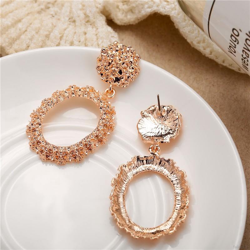 Bông tai kim loại khoét hình oval lớn