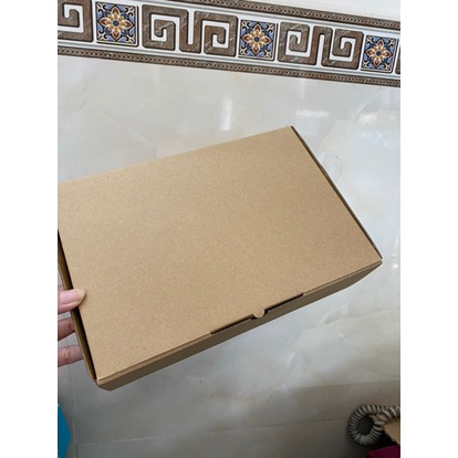 10 Hộp carton 25x20x6 cm nắp gài  25x20x6cm đóng hàng, hộp quà tặng 20x25x6cm