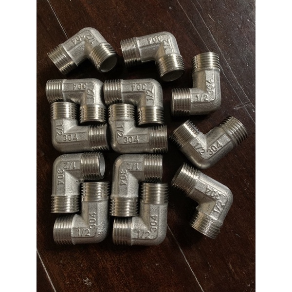 Cút góc ren ngoài inox 90 độ