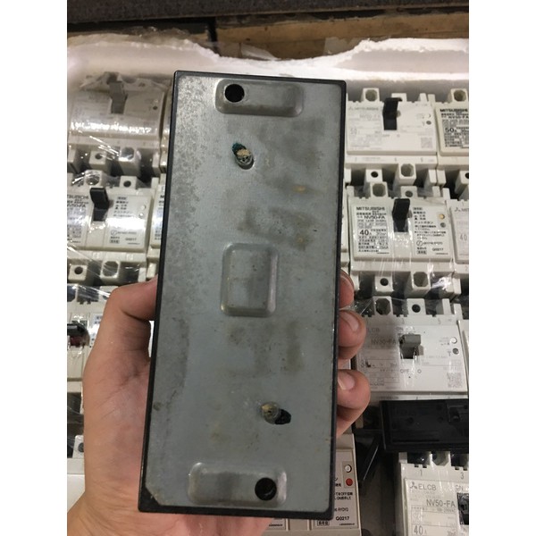 Automat  CB chống chập, chống quá tải hàng Nhật bãi 40A