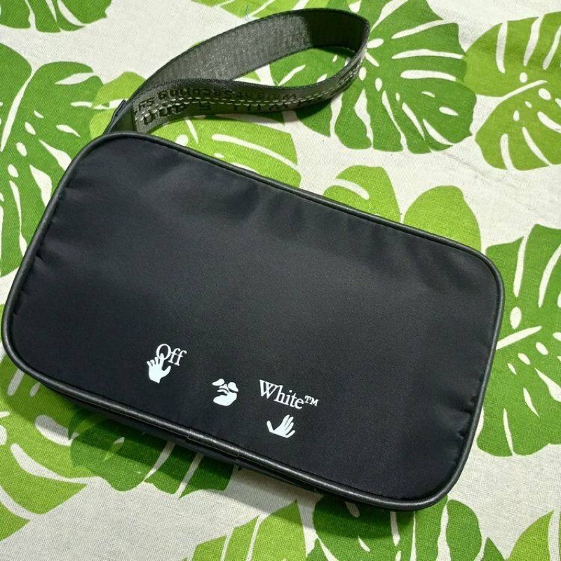 Túi cầm tay Off White logo print clutch bag ss22