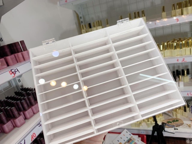 Khay trưng bày móng mẫu  có 2 màu trắng/đen