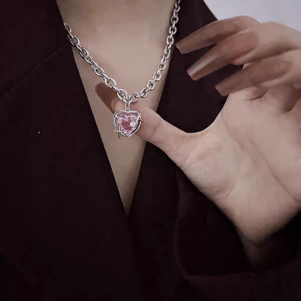 Vòng cổ Mặt Trái Tim Đính Đá Zircon Hồng