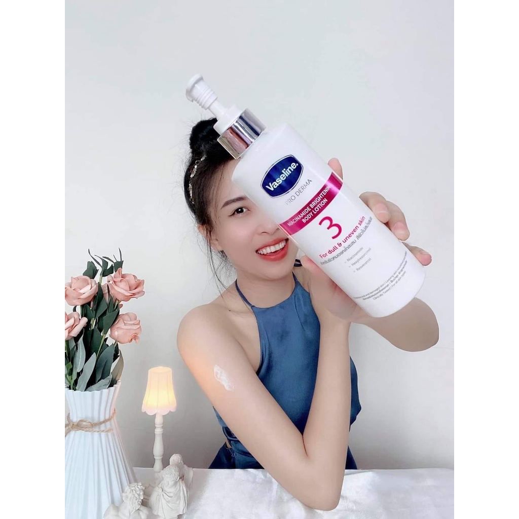 SỮA DƯỠNG THỂ LÀM SÁNG VÀ ĐỀU MÀU DA VASELINE PRO DERMA NIACINAMIDE 250ML CHÍNH HÃNG - 11556