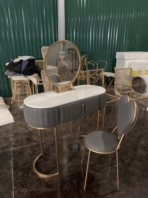 Ghế trái tim decor