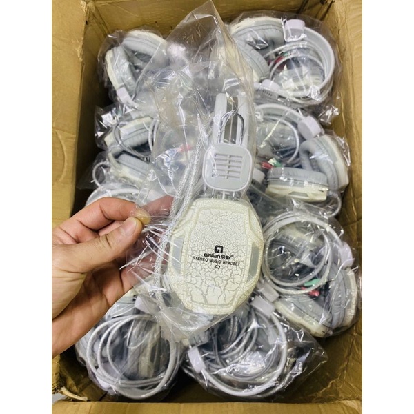 Combo 15c tai nghe a7 có led