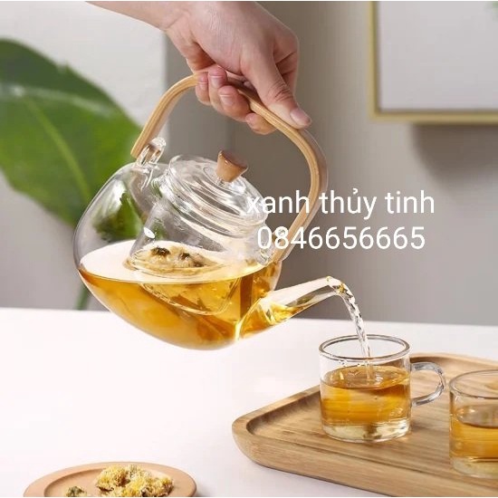 Ấm thuỷ tinh lõi lọc quai gỗ 900ml