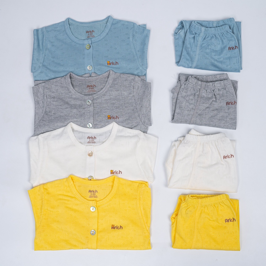 Bộ cộc tay cài thẳng vải sợi tre size từ newborn -18 tháng