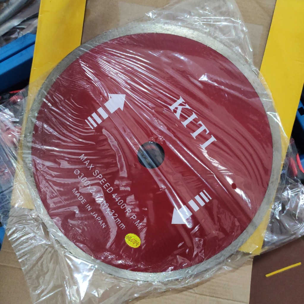 Lưỡi cắt bê tông 300mm răng liền, dùng cắt đa năng tường, mặt đường, hàng KITI chính hãng (SS0803)