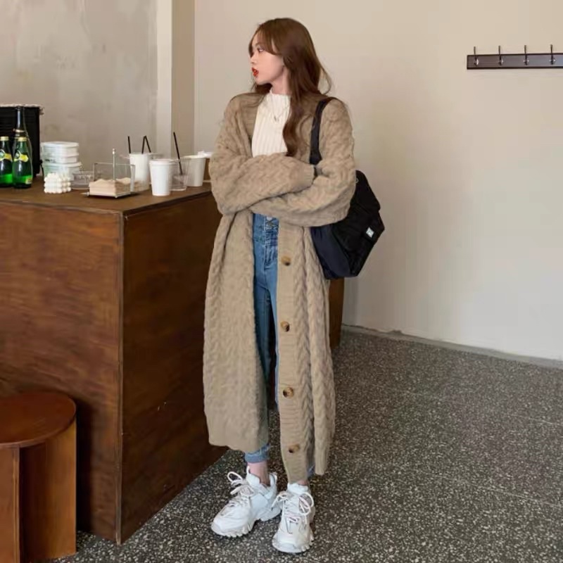 Áo len mẫu dài, áo khoác len cardigan phong cách Hàn Quốc mẫu mới thu đông 2022.
