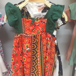 Váy thêu vintage họa tiết xinh