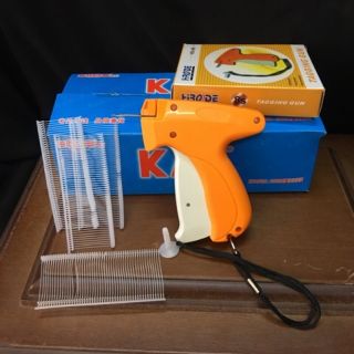 Súng bắn mác và hộp đạn