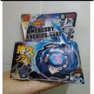 Con Quay Sắt